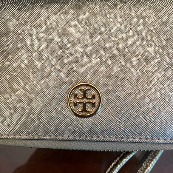 Small Tory Burch Hand Clutch or Wristlet Wallet - Picture 4 of 5